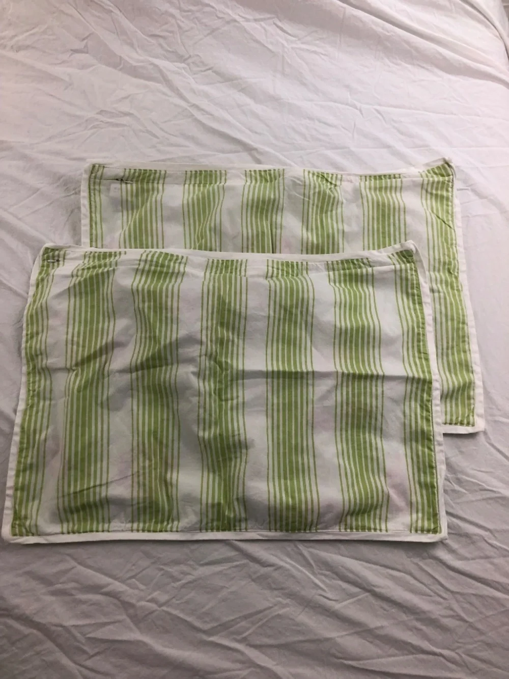 Tommy Hilfiger set of 2 reversible standard pillow shams cotton floral stripes